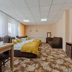 Hostelio - Tanie I Komfortowe Pokoje, Parking, Sklep Na Miejscu Hostel