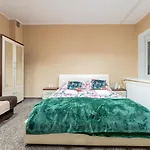 Hostelio - Tanie I Komfortowe Pokoje, Parking, Sklep Na Miejscu Jelenia Góra