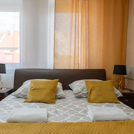 Hostel Hostelio - Tanie I Komfortowe Pokoje, Parking, Sklep Na Miejscu *