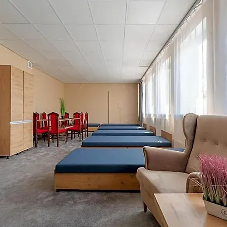 Hostel Hostelio - Tanie I Komfortowe Pokoje, Parking, Sklep Na Miejscu *
