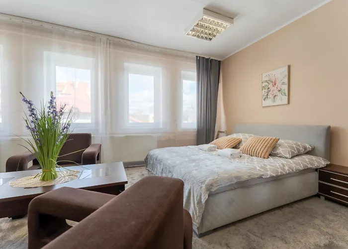 Hostelio - Tanie I Komfortowe Pokoje, Parking, Sklep Na Miejscu Hostel *