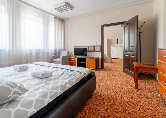 Hostel Hostelio - Tanie I Komfortowe Pokoje, Parking, Sklep Na Miejscu Jelenia Gora