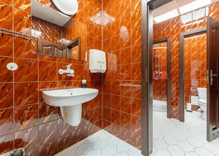 Hostelio - Tanie I Komfortowe Pokoje, Parking, Sklep Na Miejscu *