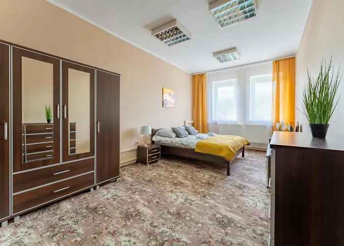 Hostel Hostelio - Tanie I Komfortowe Pokoje, Parking, Sklep Na Miejscu