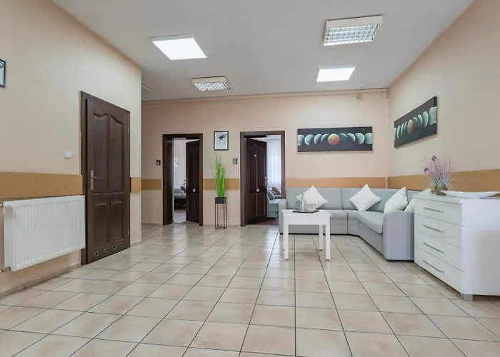 Hostelio - Tanie I Komfortowe Pokoje, Parking, Sklep Na Miejscu Hostel