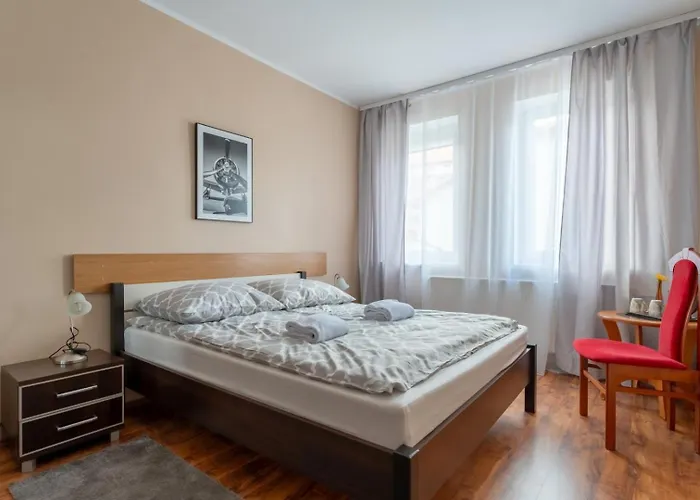 Hostelio - Tanie I Komfortowe Pokoje, Parking, Sklep Na Miejscu Hostel *