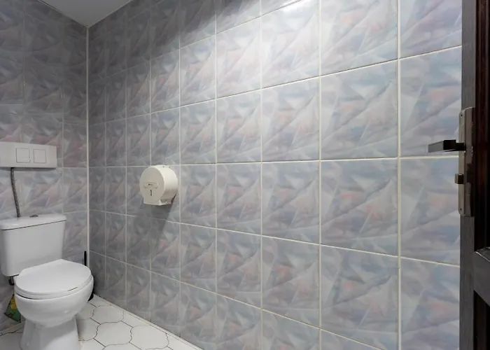 Hostelio - Tanie I Komfortowe Pokoje, Parking, Sklep Na Miejscu *