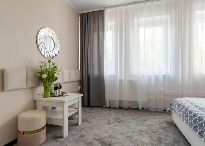 Hostelio - Tanie I Komfortowe Pokoje, Parking, Sklep Na Miejscu Hostel *